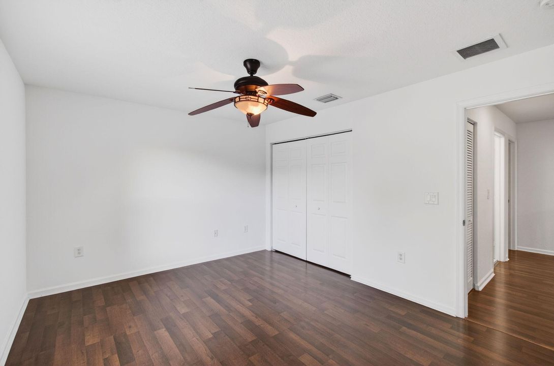 В аренду: $4,500 (5 спален, 3 ванн, 2754 Квадратных фут)