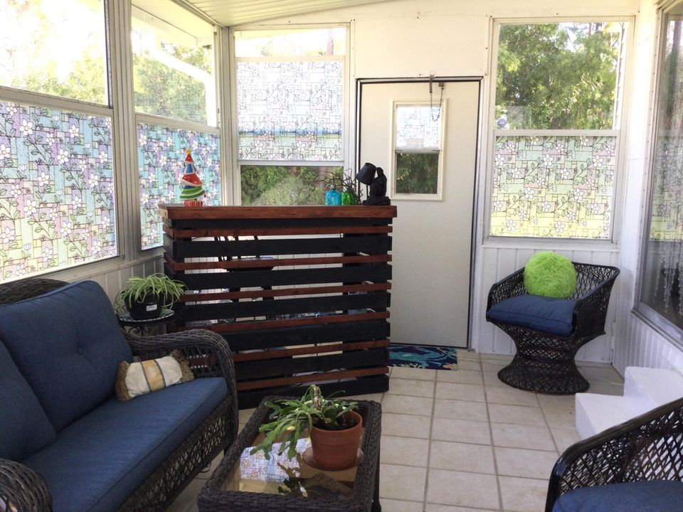 For Sale: $39,900 (2 beds, 2 baths, 984 Square Feet)