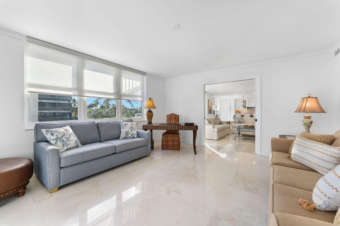 En Venta: $1,675,000 (3 camas, 2 baños, 2000 Pies cuadrados)