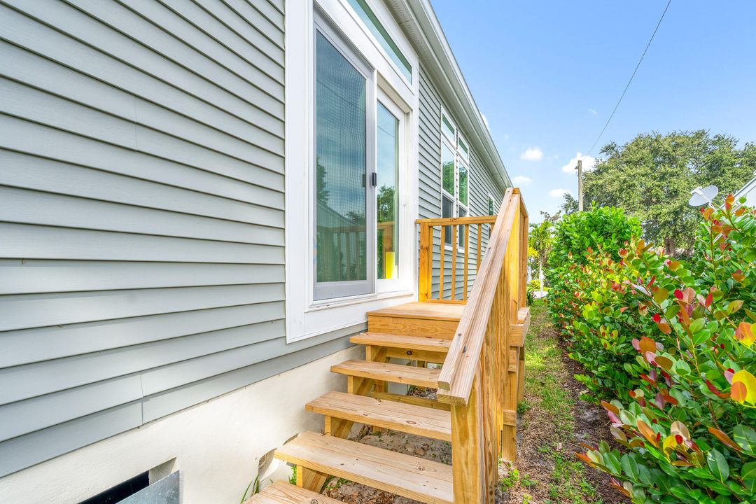 For Sale: $595,000 (3 beds, 2 baths, 1440 Square Feet)