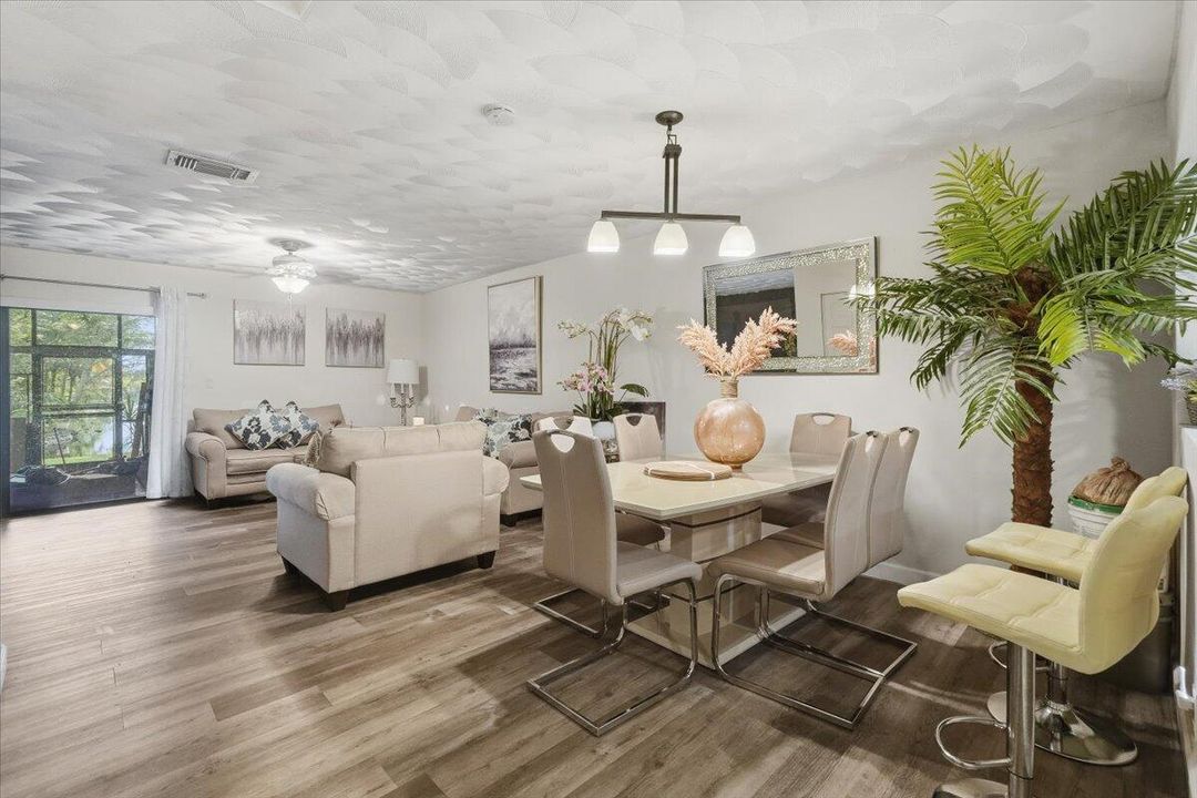 En Renta: $3,350 (3 camas, 2 baños, 1472 Pies cuadrados)