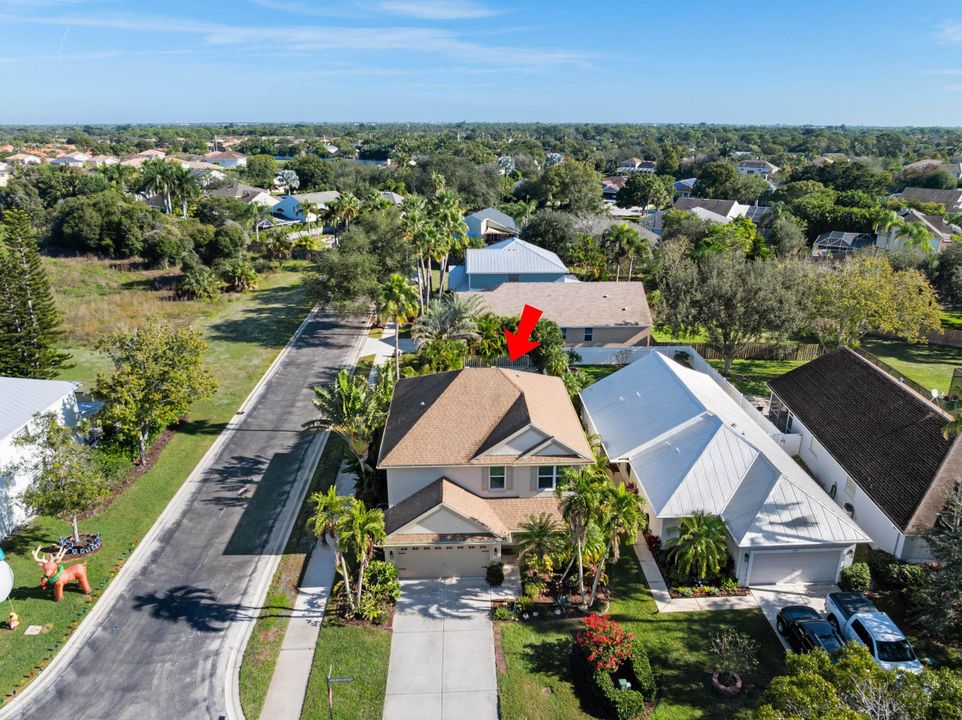 For Sale: $649,900 (4 beds, 2 baths, 2353 Square Feet)