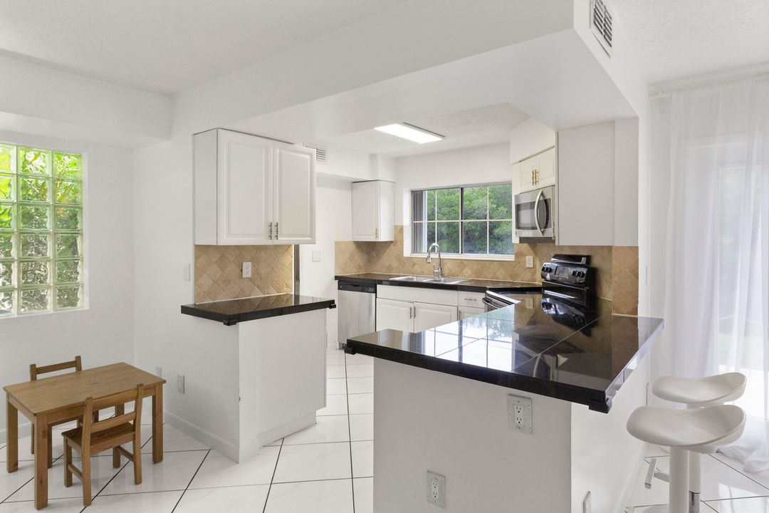 For Sale: $630,000 (3 beds, 2 baths, 1527 Square Feet)