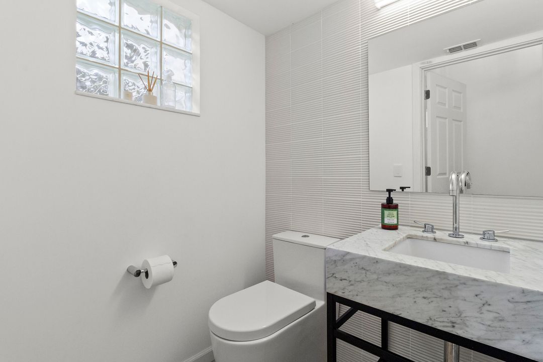 For Sale: $630,000 (3 beds, 2 baths, 1527 Square Feet)