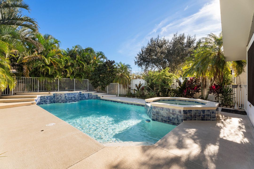 For Sale: $649,900 (4 beds, 2 baths, 2353 Square Feet)