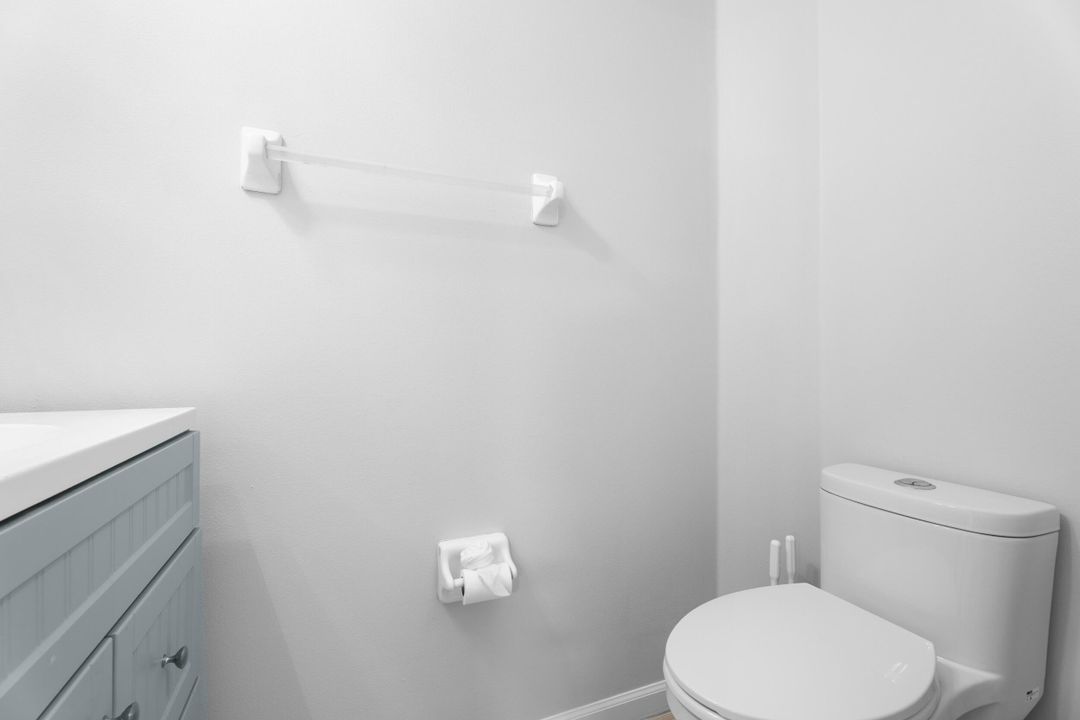 For Sale: $649,900 (4 beds, 2 baths, 2353 Square Feet)