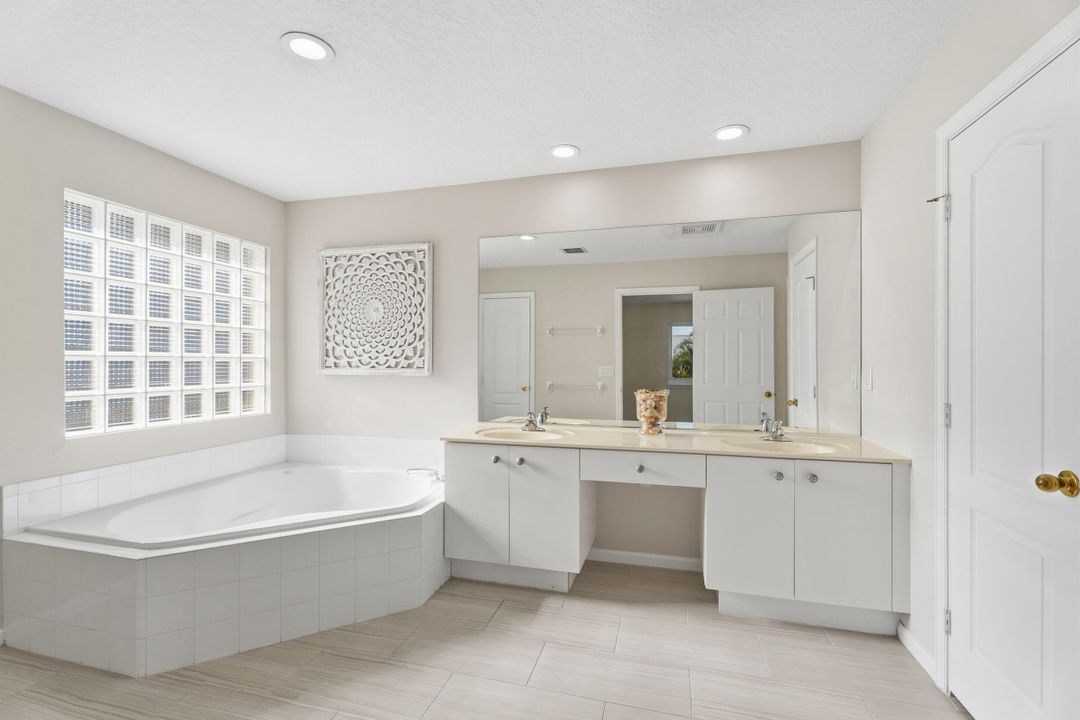 For Sale: $649,900 (4 beds, 2 baths, 2353 Square Feet)