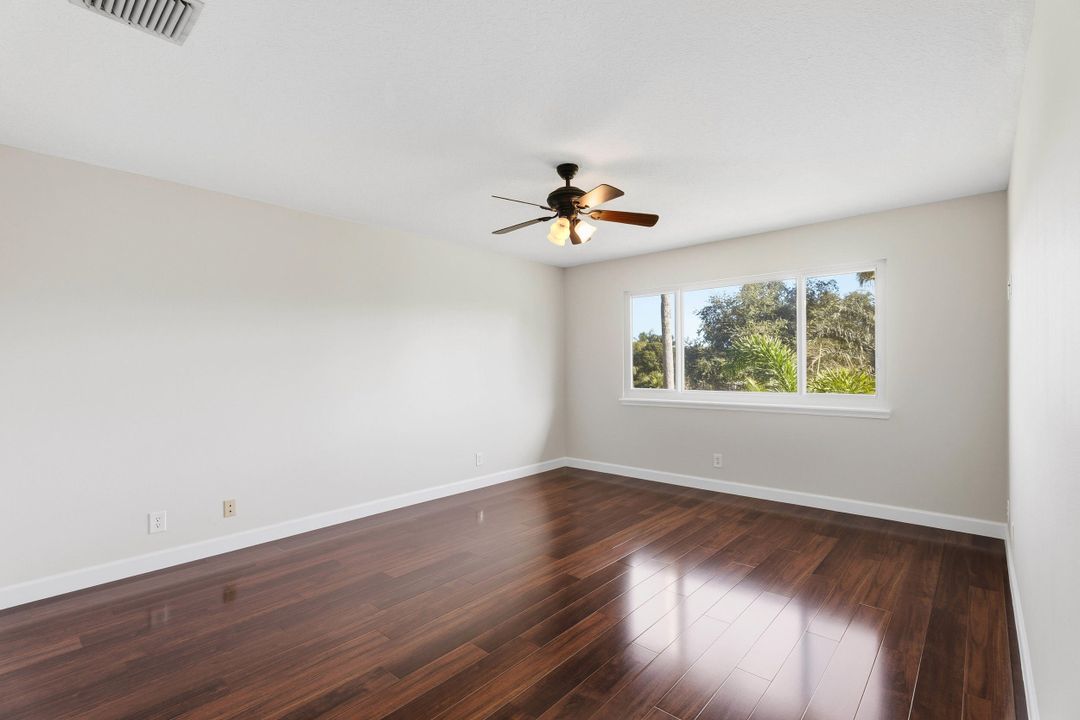 For Sale: $649,900 (4 beds, 2 baths, 2353 Square Feet)