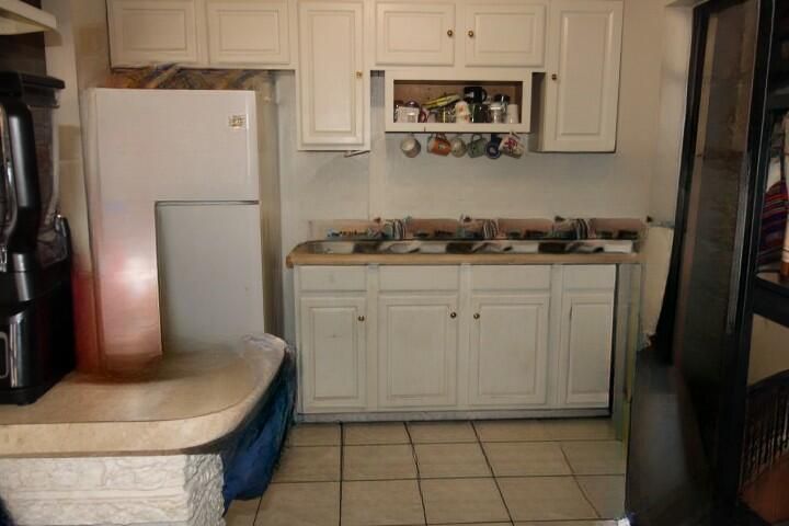 En Venta: $269,000 (3 camas, 1 baños, 900 Pies cuadrados)