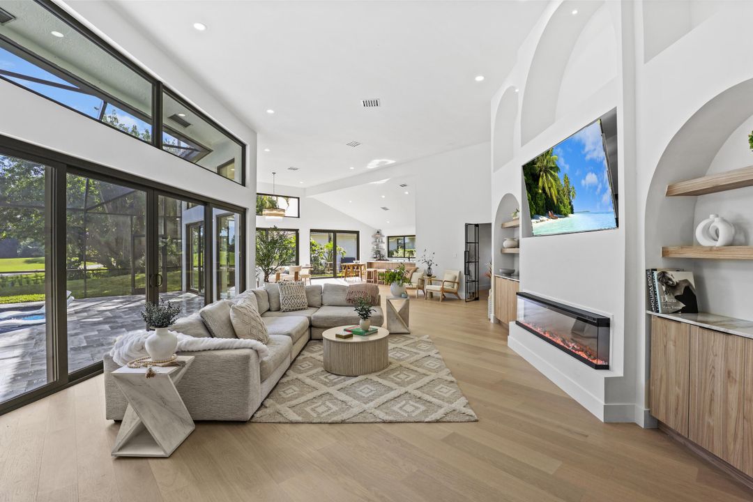 待售: $1,895,000 (3 贝兹, 3 浴室, 3115 平方英尺)