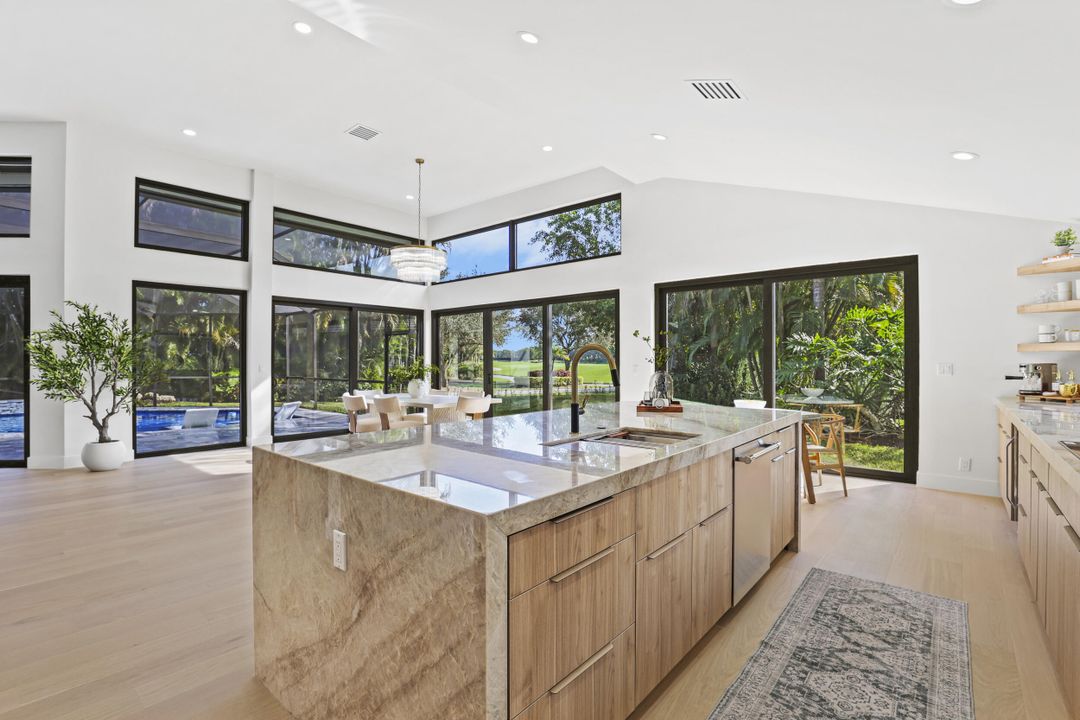 待售: $1,895,000 (3 贝兹, 3 浴室, 3115 平方英尺)