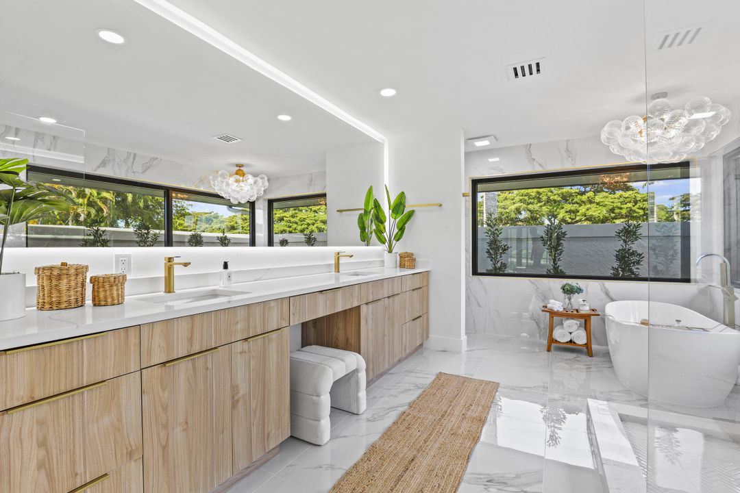 待售: $1,895,000 (3 贝兹, 3 浴室, 3115 平方英尺)