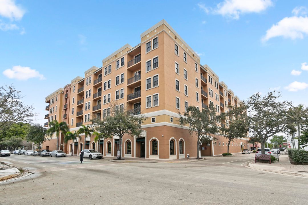 En Venta: $545,000 (3 camas, 2 baños, 1461 Pies cuadrados)