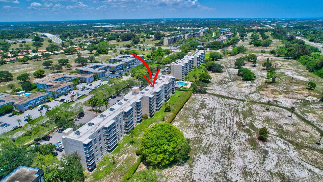 待售: $287,000 (2 贝兹, 2 浴室, 1050 平方英尺)