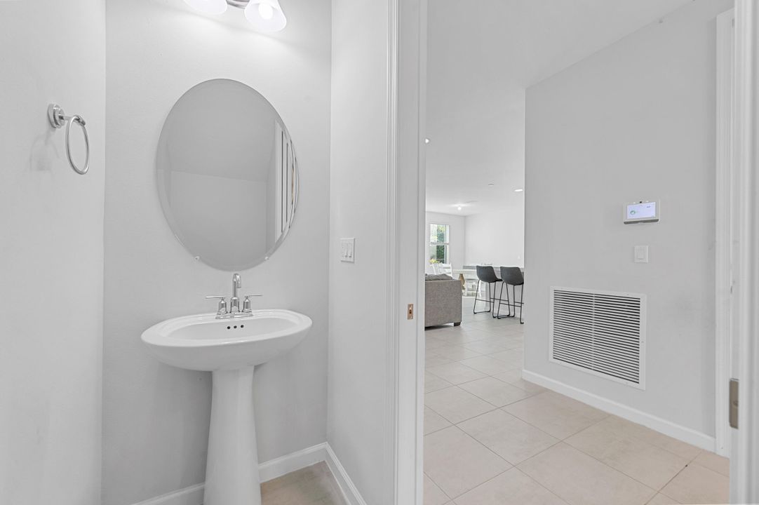 En Venta: $510,000 (3 camas, 2 baños, 2138 Pies cuadrados)