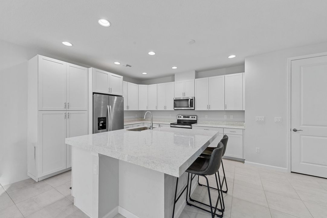 En Venta: $510,000 (3 camas, 2 baños, 2138 Pies cuadrados)