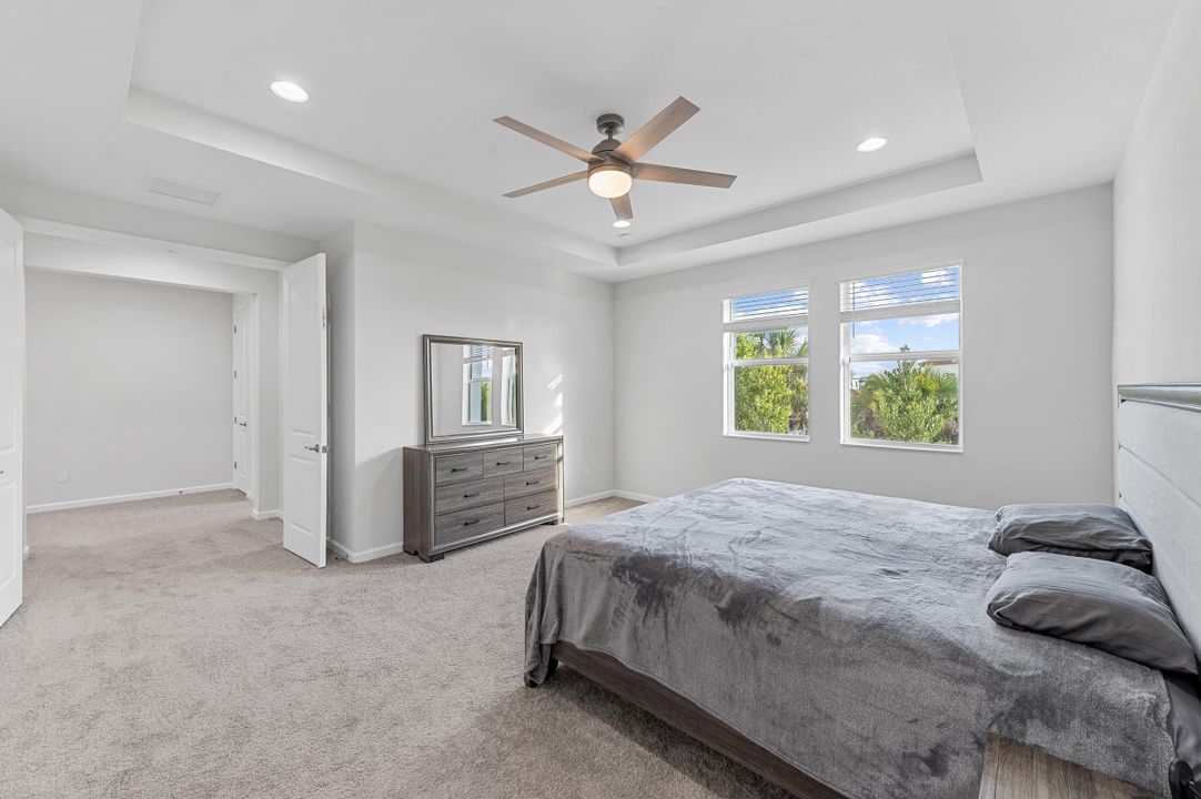 En Venta: $510,000 (3 camas, 2 baños, 2138 Pies cuadrados)