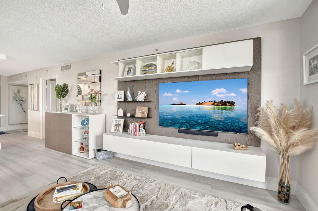 待售: $975,000 (2 贝兹, 2 浴室, 1230 平方英尺)