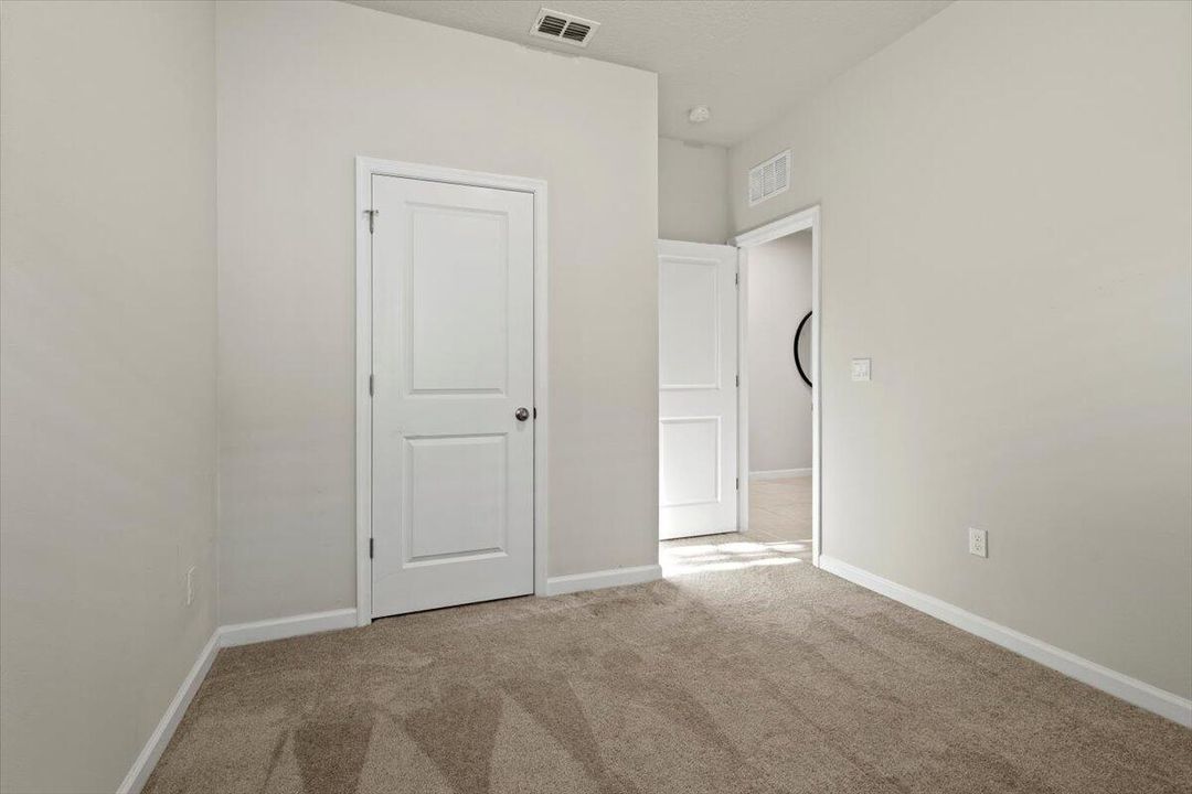 For Sale: $424,000 (4 beds, 2 baths, 1817 Square Feet)