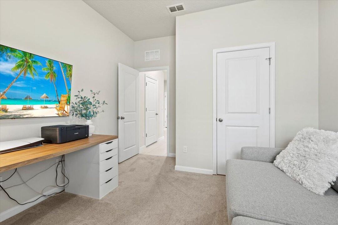 For Sale: $424,000 (4 beds, 2 baths, 1817 Square Feet)