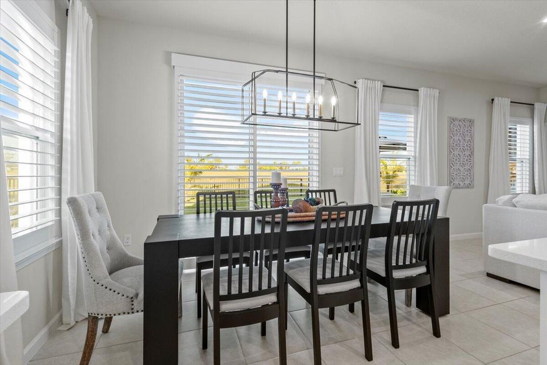 For Sale: $424,000 (4 beds, 2 baths, 1817 Square Feet)