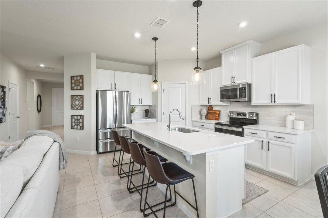 For Sale: $424,000 (4 beds, 2 baths, 1817 Square Feet)