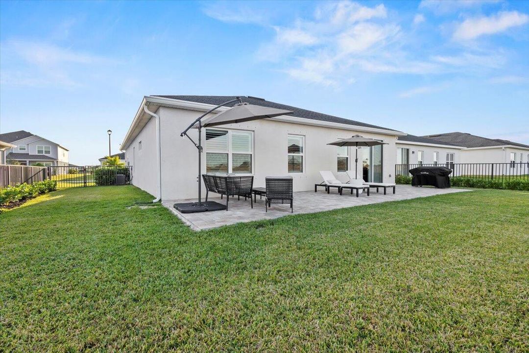 For Sale: $424,000 (4 beds, 2 baths, 1817 Square Feet)