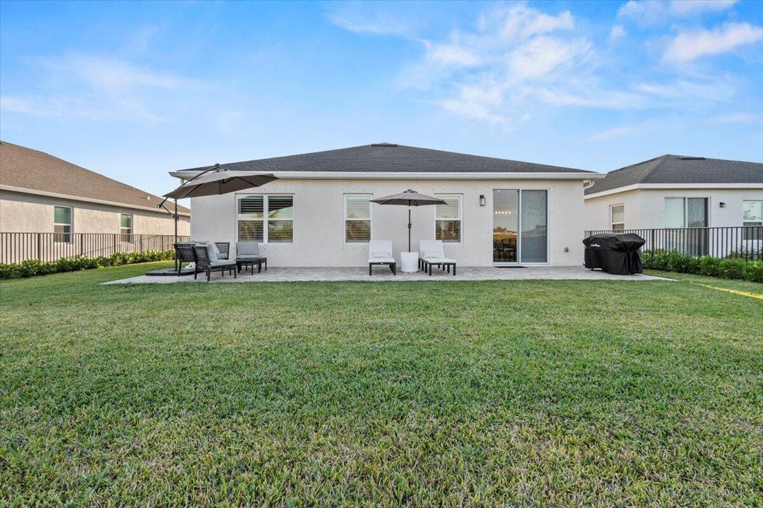 For Sale: $424,000 (4 beds, 2 baths, 1817 Square Feet)