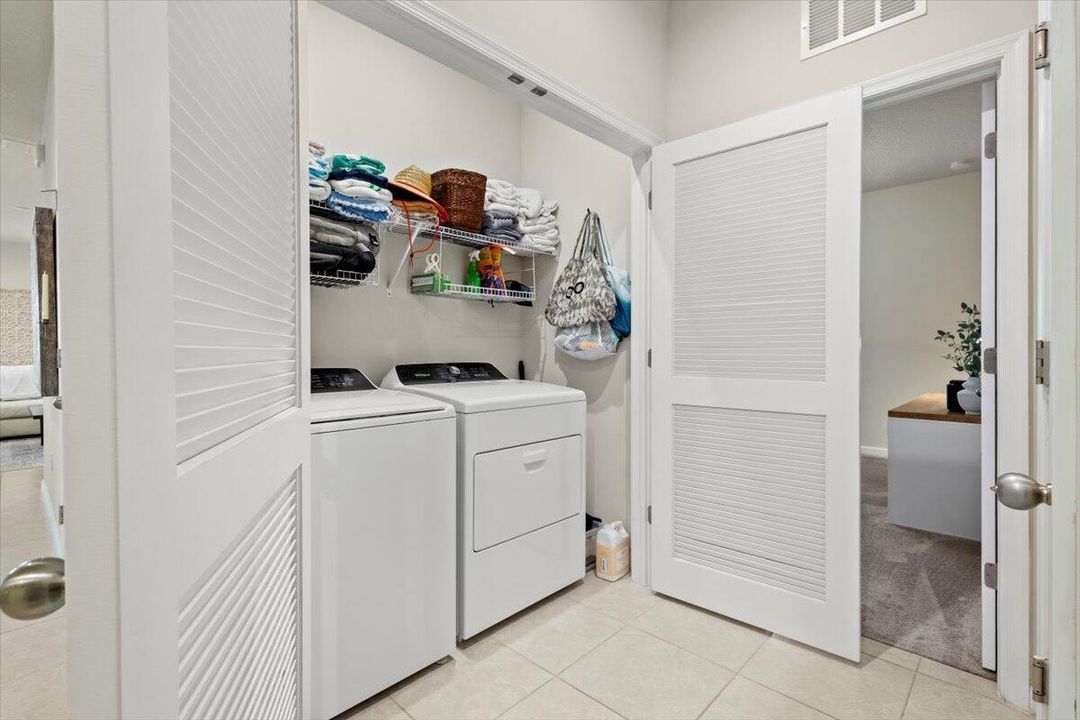 For Sale: $424,000 (4 beds, 2 baths, 1817 Square Feet)