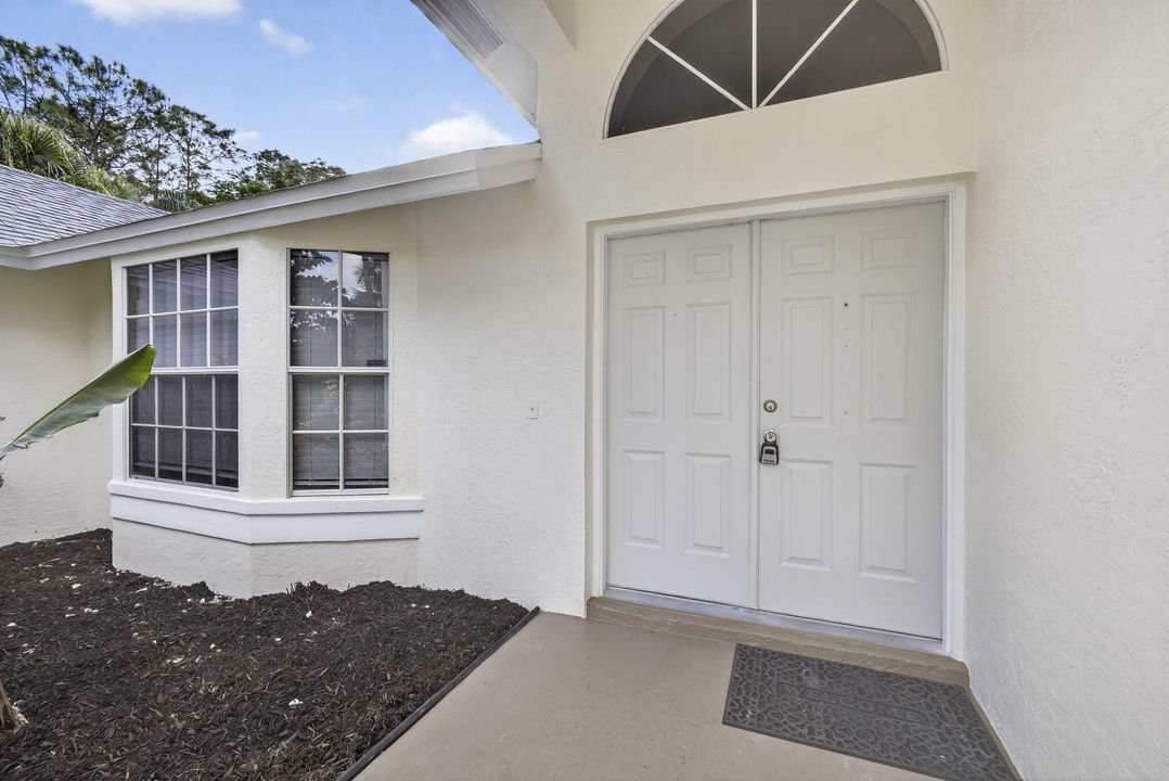 待售: $740,000 (3 贝兹, 2 浴室, 2045 平方英尺)