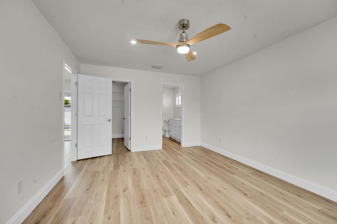 For Sale: $399,000 (3 beds, 2 baths, 1275 Square Feet)