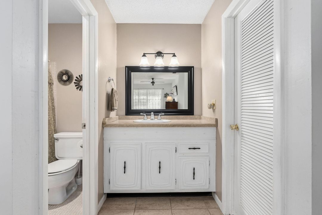 待售: $125,000 (2 贝兹, 2 浴室, 1104 平方英尺)