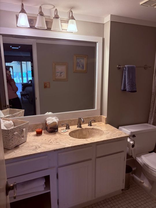 For Sale: $295,000 (2 beds, 2 baths, 1119 Square Feet)