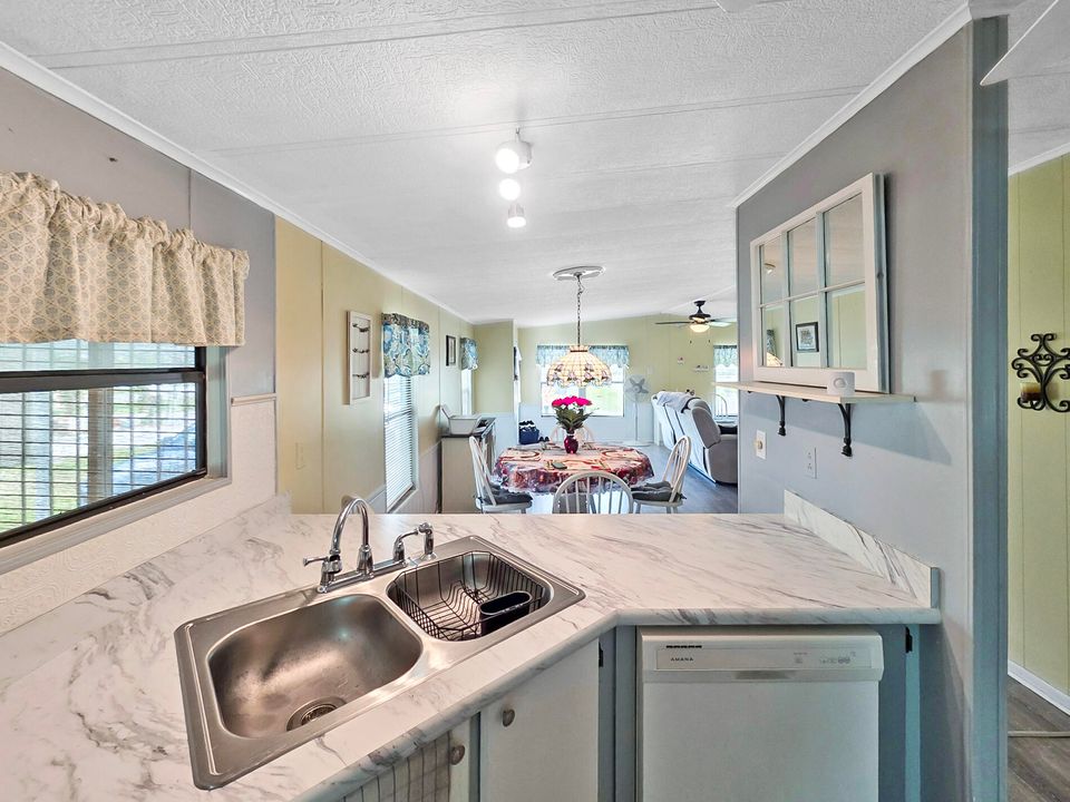 En Venta: $47,000 (2 camas, 2 baños, 1056 Pies cuadrados)