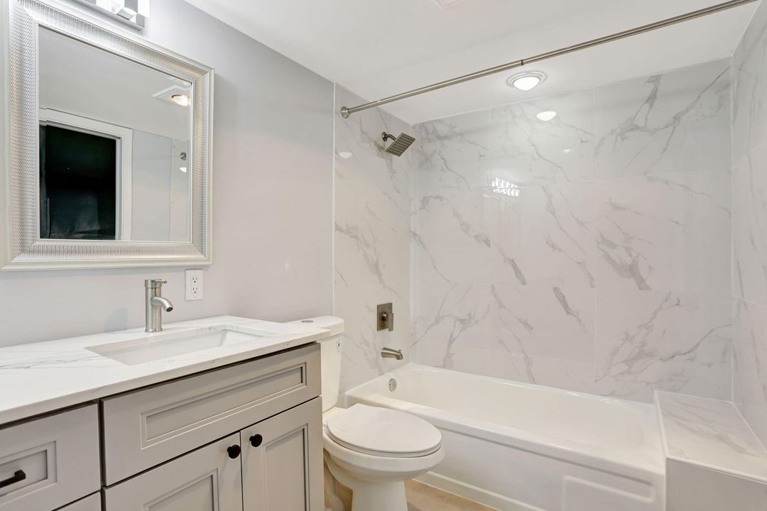 For Sale: $184,999 (2 beds, 2 baths, 1156 Square Feet)