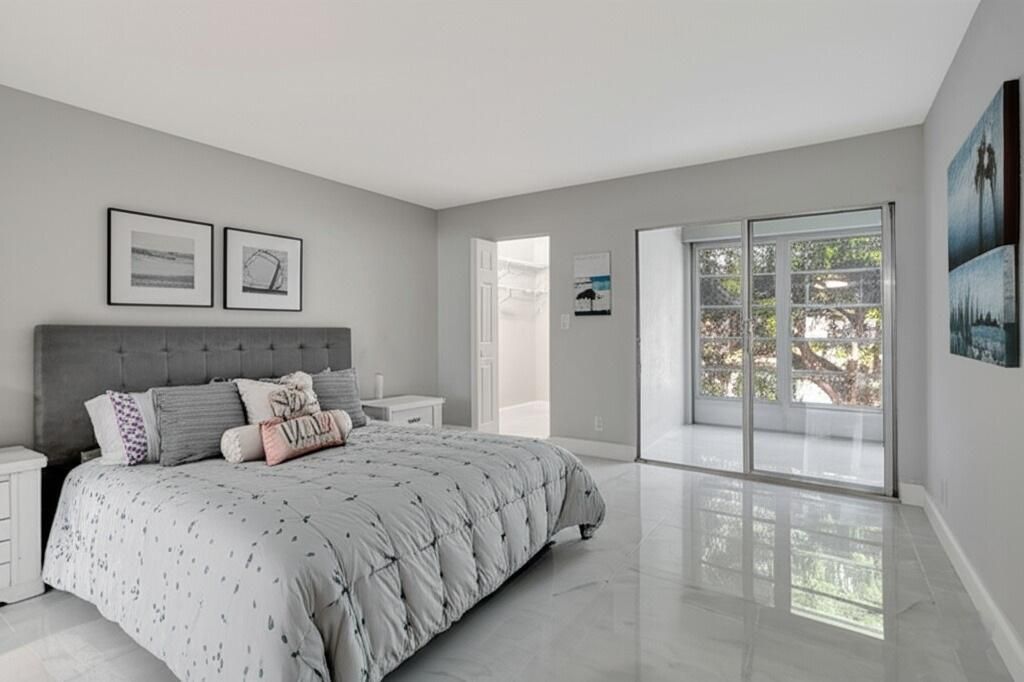 For Sale: $184,999 (2 beds, 2 baths, 1156 Square Feet)