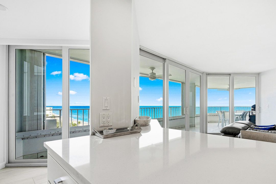 For Sale: $2,240,000 (2 beds, 2 baths, 1479 Square Feet)