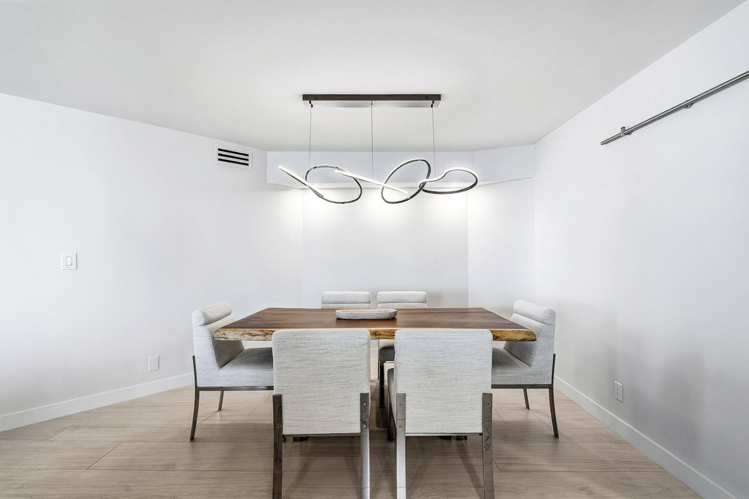 For Sale: $2,240,000 (2 beds, 2 baths, 1479 Square Feet)