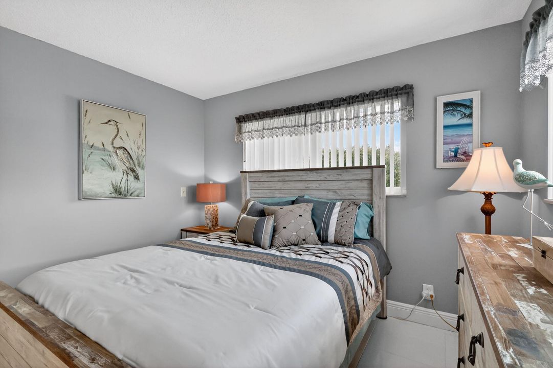 En Venta: $289,000 (2 camas, 2 baños, 1336 Pies cuadrados)