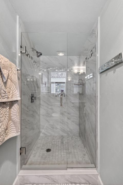 En Venta: $289,000 (2 camas, 2 baños, 1336 Pies cuadrados)