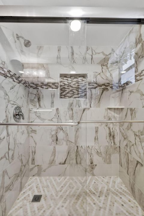 En Venta: $289,000 (2 camas, 2 baños, 1336 Pies cuadrados)