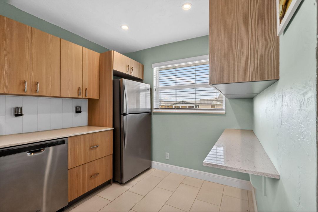 En Venta: $289,000 (2 camas, 2 baños, 1336 Pies cuadrados)