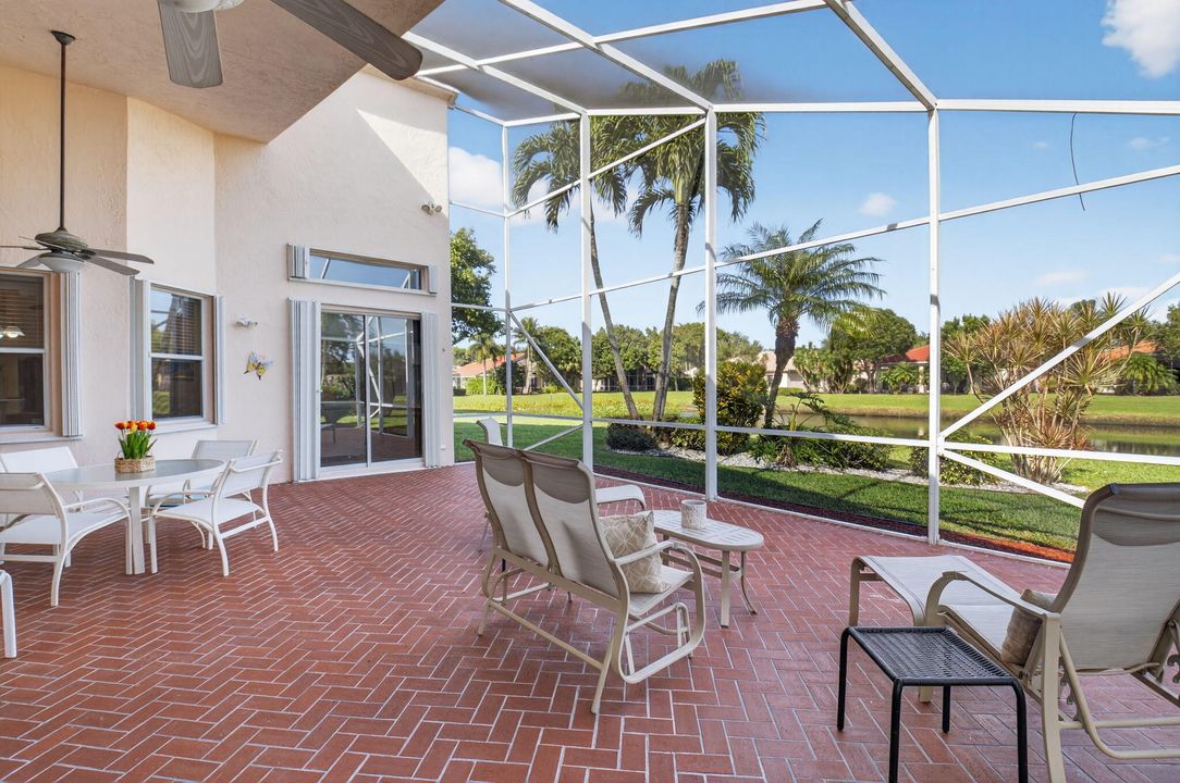 En Venta: $590,000 (3 camas, 2 baños, 2445 Pies cuadrados)