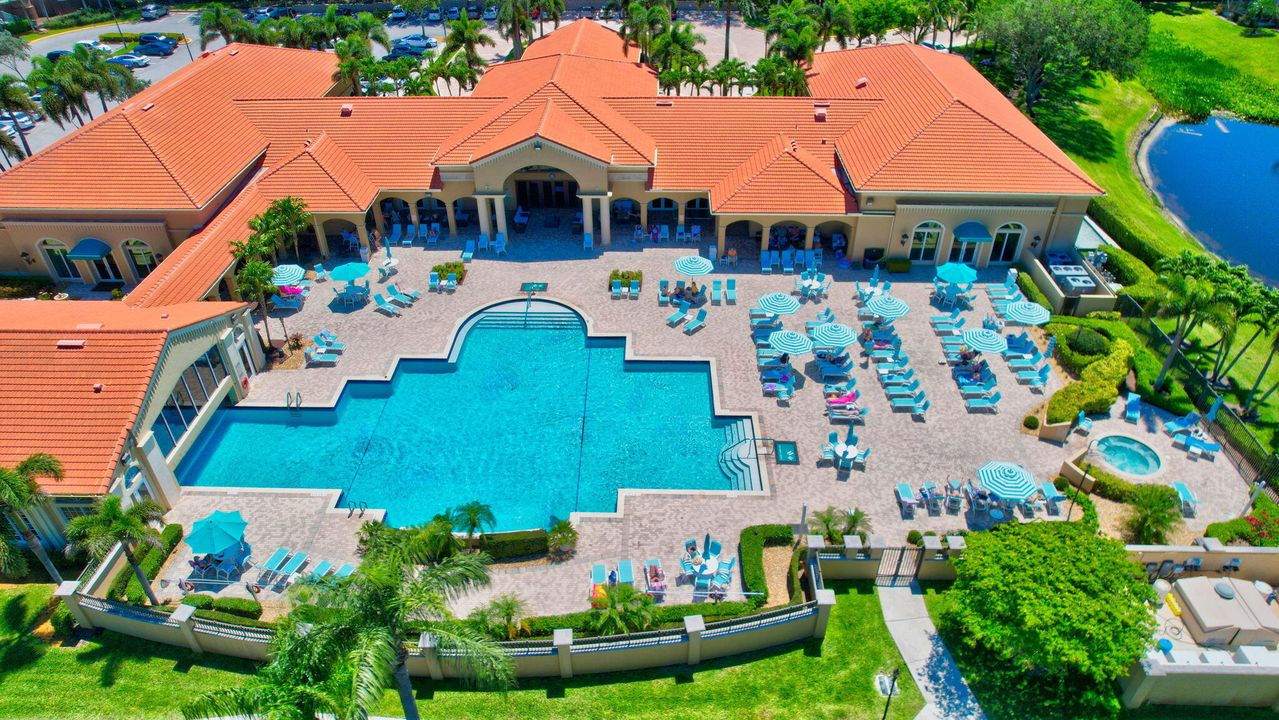 En Venta: $590,000 (3 camas, 2 baños, 2445 Pies cuadrados)