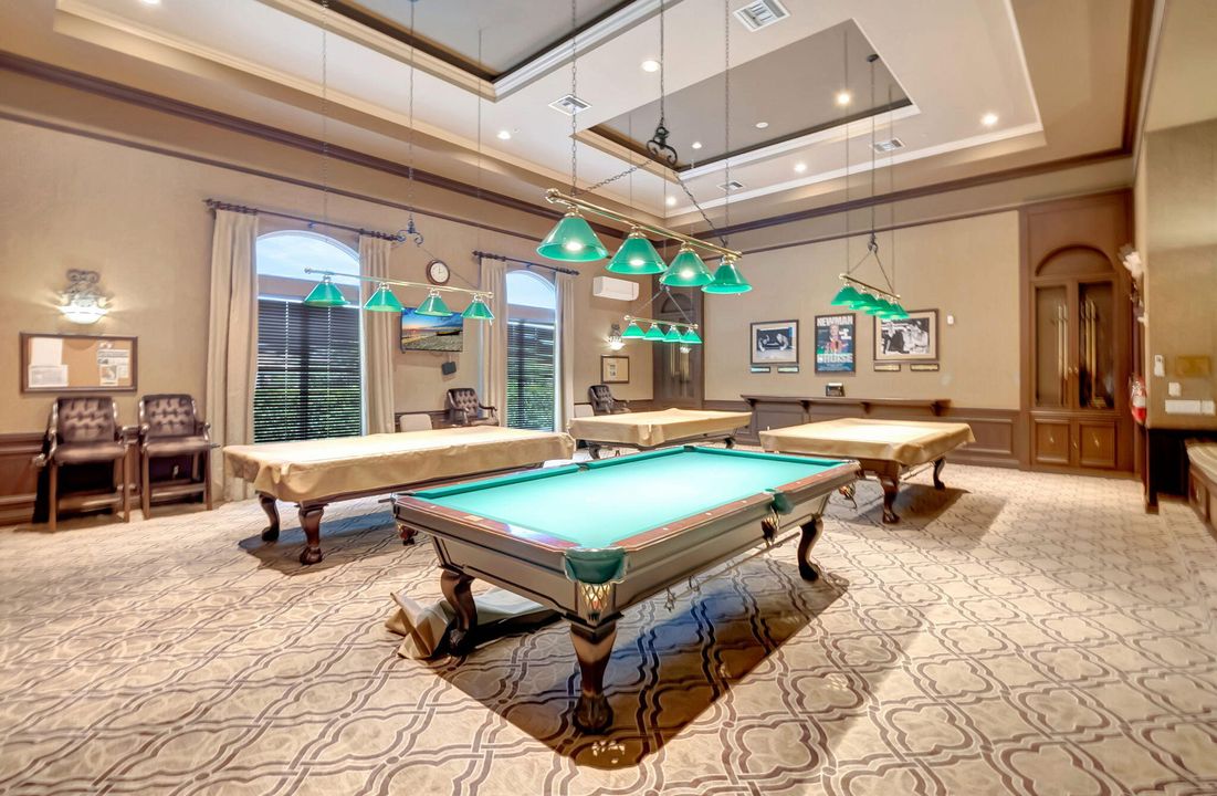 En Venta: $590,000 (3 camas, 2 baños, 2445 Pies cuadrados)