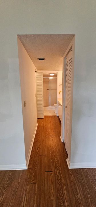 В аренду: $1,950 (2 спален, 2 ванн, 1360 Квадратных фут)