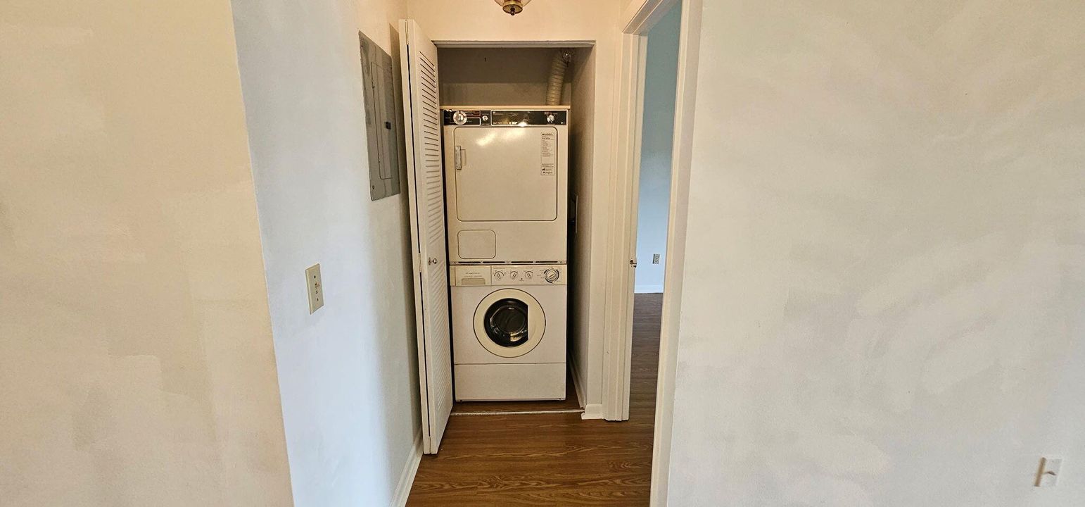 В аренду: $1,950 (2 спален, 2 ванн, 1360 Квадратных фут)