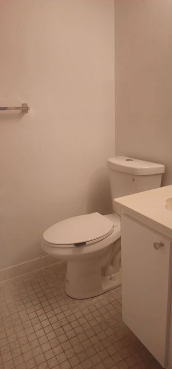 В аренду: $1,950 (2 спален, 2 ванн, 1360 Квадратных фут)