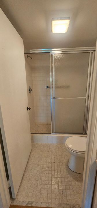 В аренду: $1,950 (2 спален, 2 ванн, 1360 Квадратных фут)