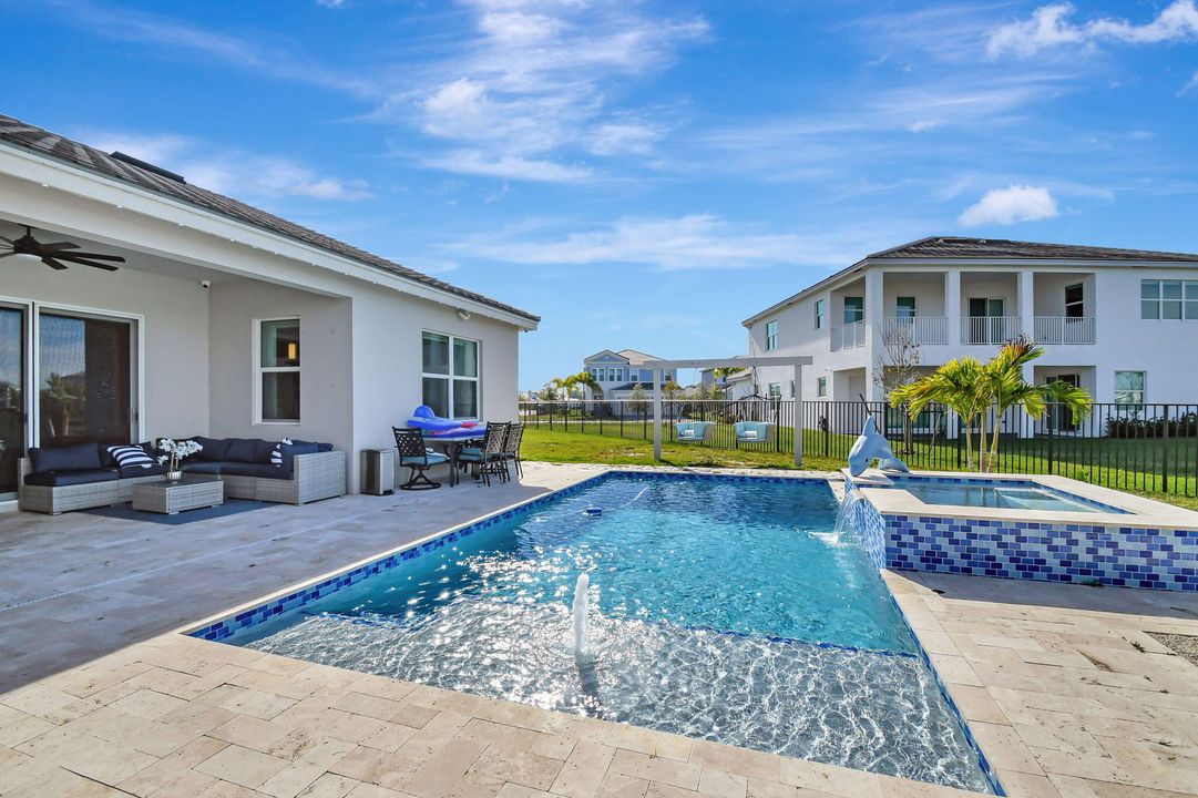 待售: $835,000 (3 贝兹, 4 浴室, 2410 平方英尺)